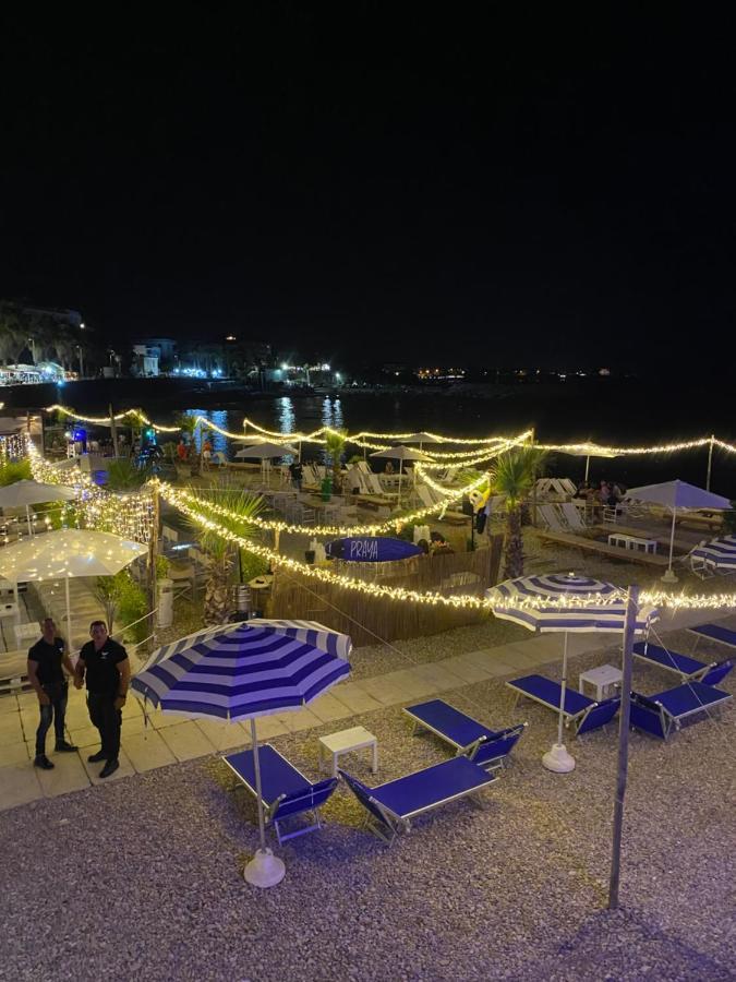 Casa Vacanza Tindara Daire Civitavecchia Dış mekan fotoğraf